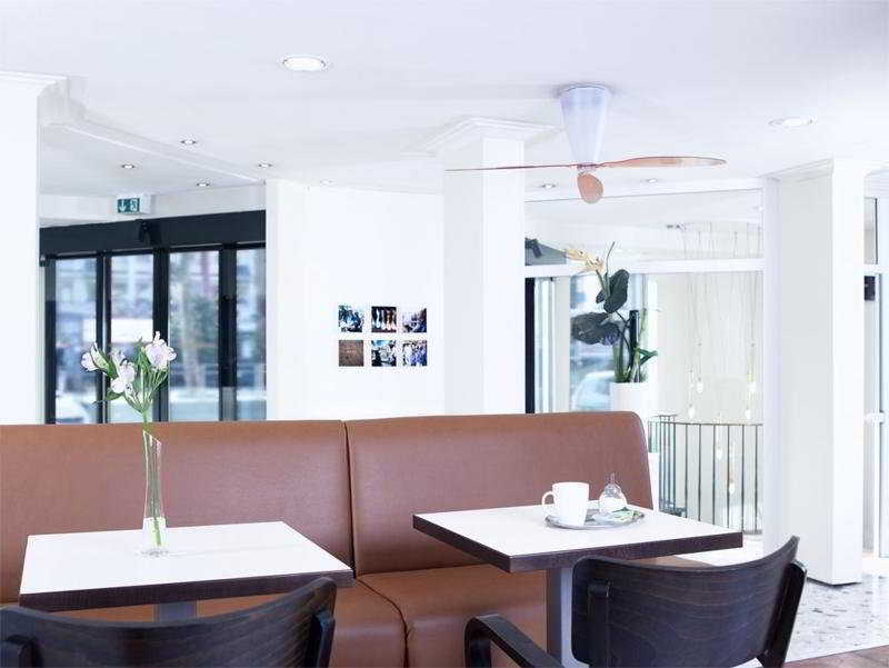 Nunohotel كولونيا المطعم الصورة